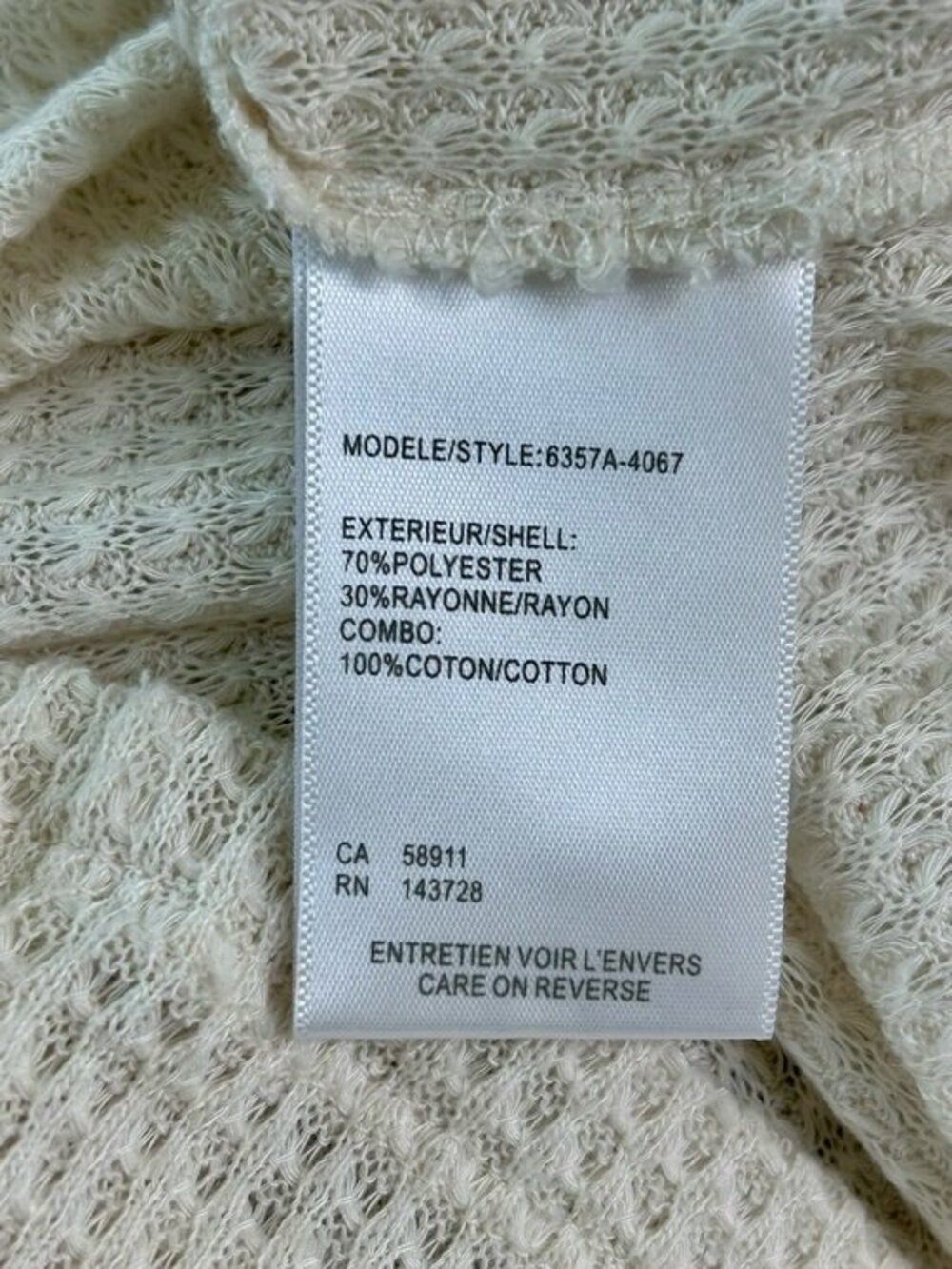 Casual Long Sleeve Top Cream Size M Women's Sweater — Like New - Picture 9 of 9